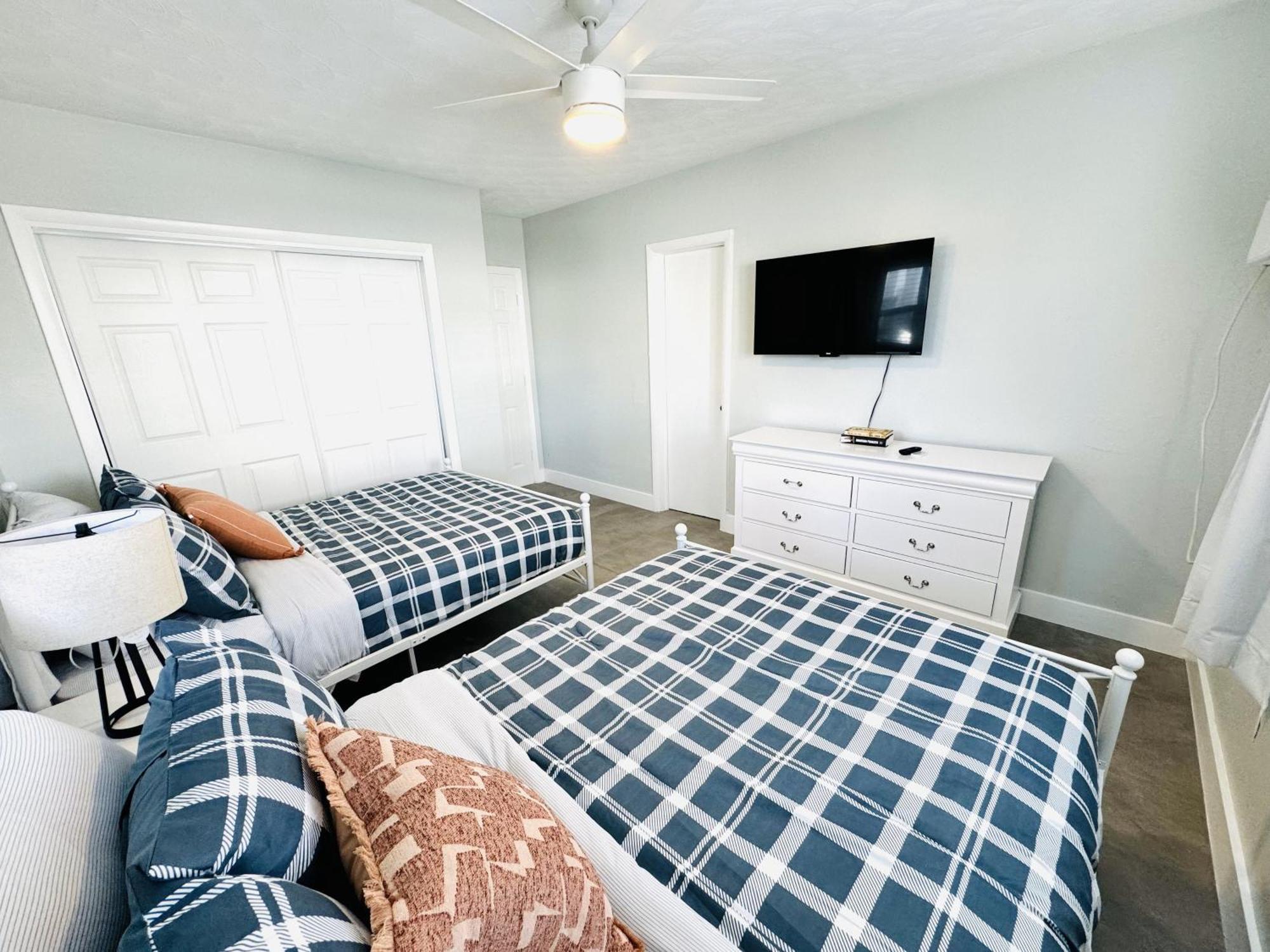 Holiday Park Apartments By Lowkl Fort Lauderdale Exterior photo