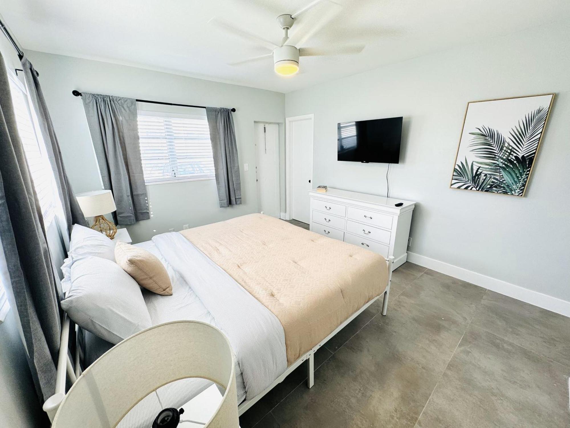 Holiday Park Apartments By Lowkl Fort Lauderdale Exterior photo
